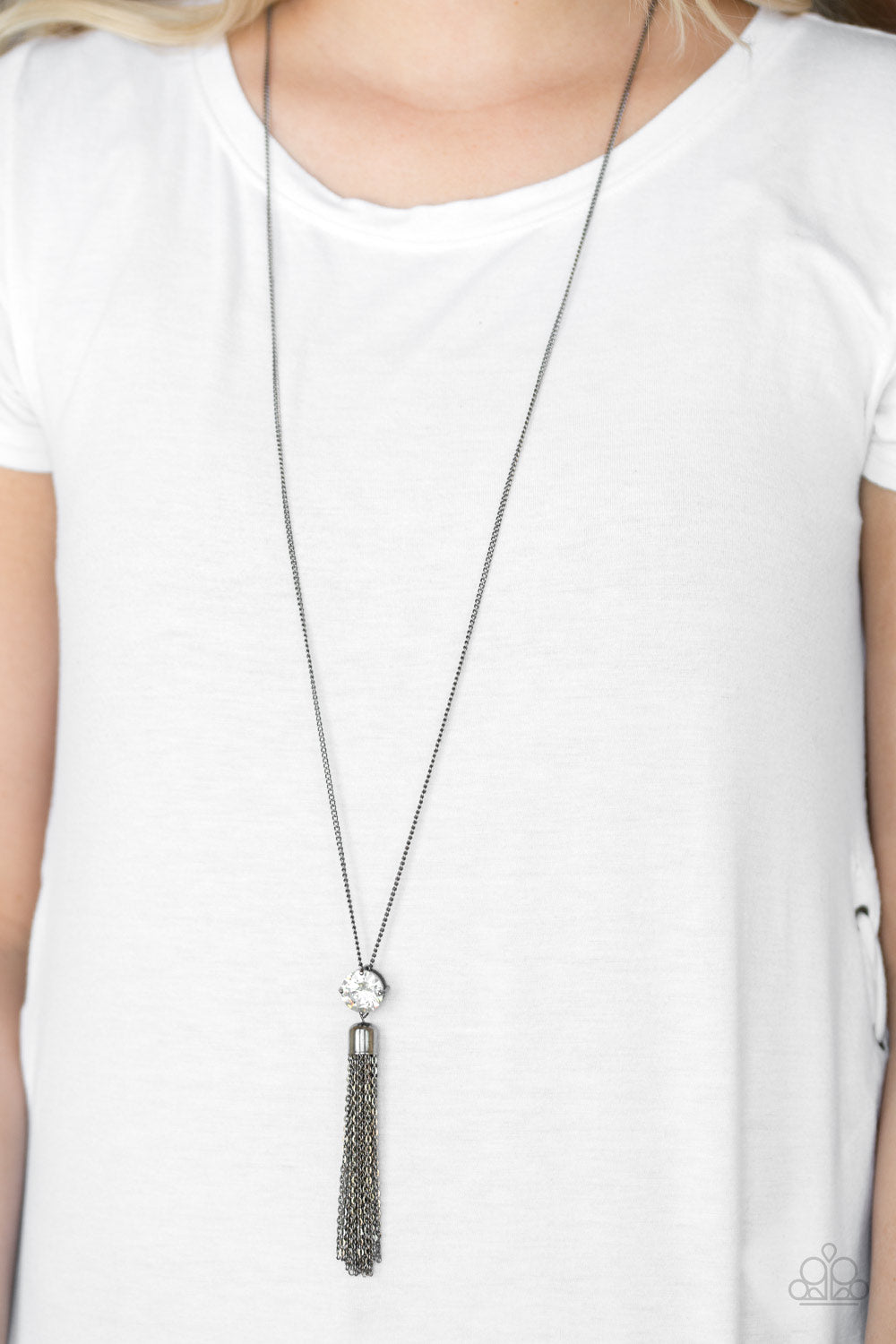Five-Alarm FIREWORK Necklace - Black