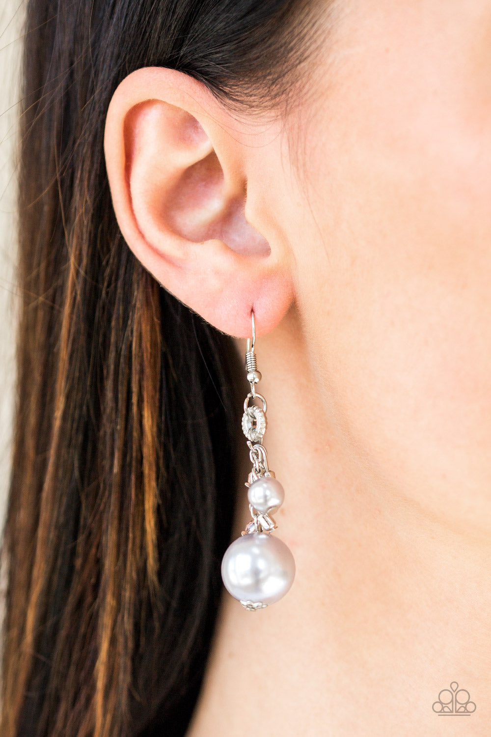 Paparazzi Earrings - Timelessly Traditional - Silver