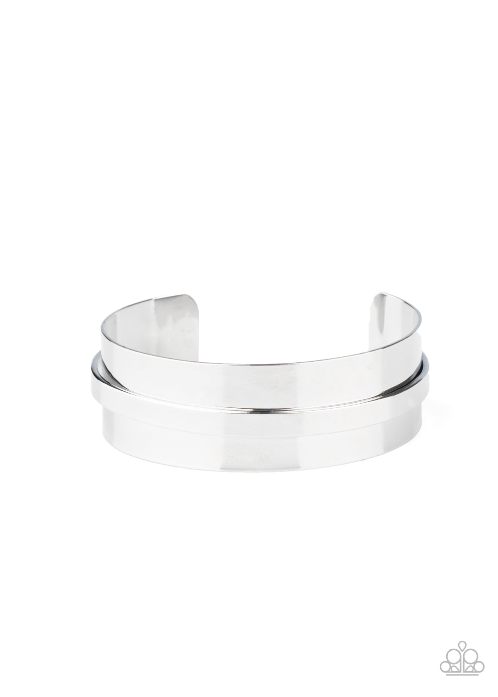 at silver bar curves around the center of thick silver cuff, creating a chic stacked look.