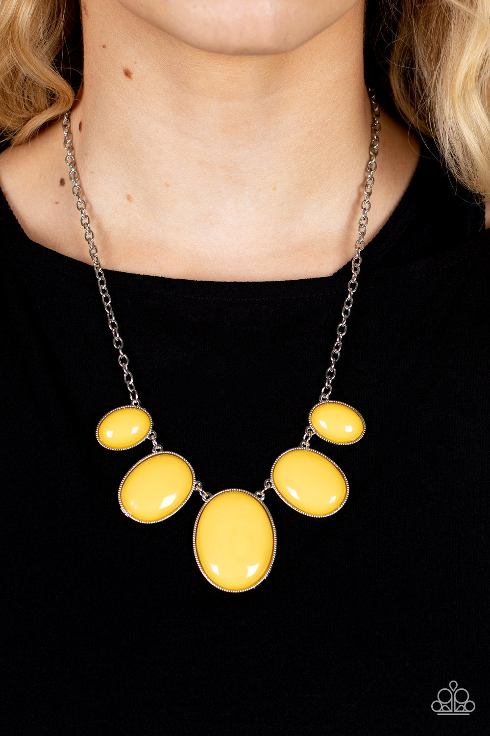 Vivacious Vanity - Yellow Necklace